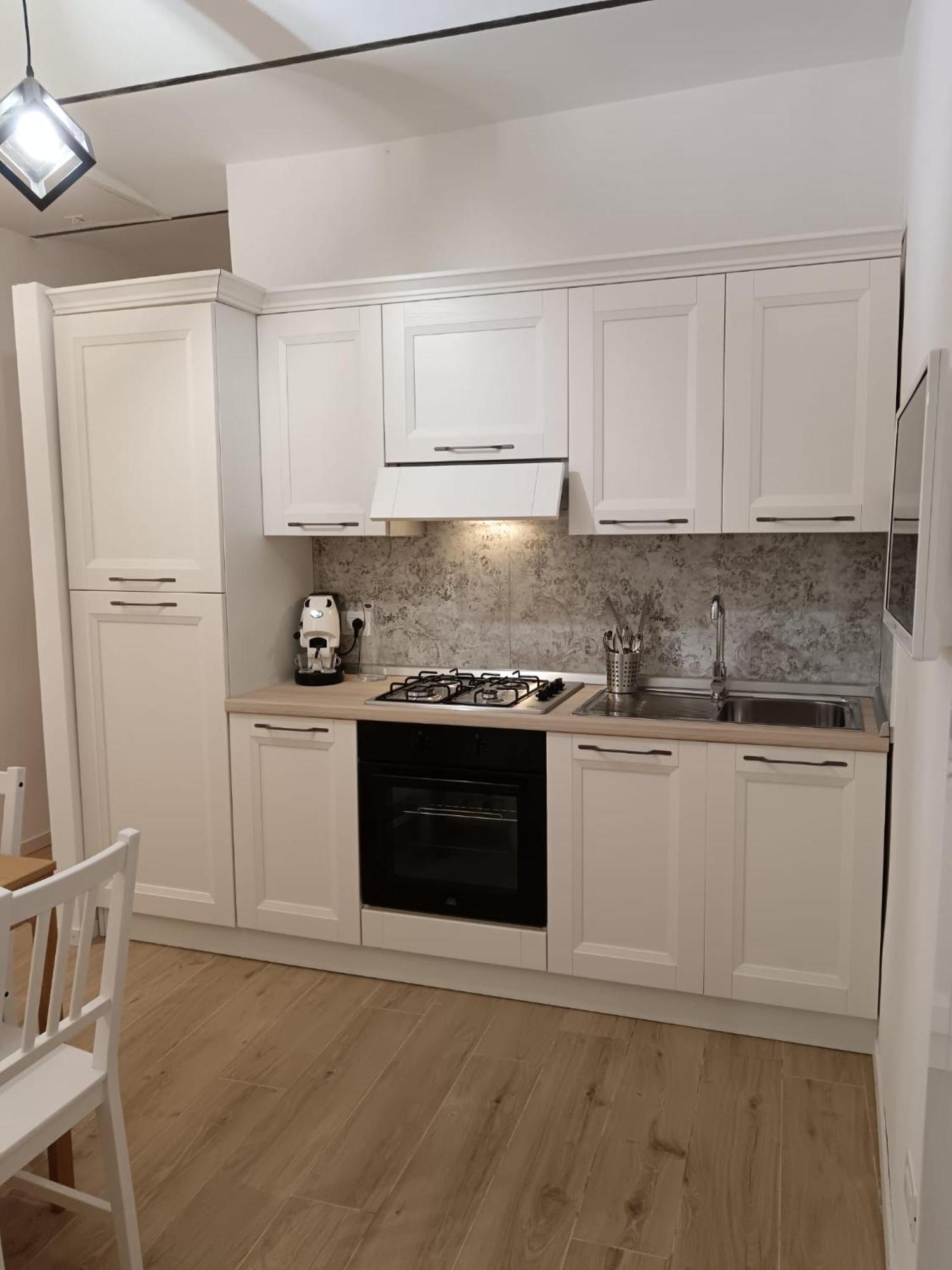 Al Civico 21 Apartment Castel Di Sangro Luaran gambar